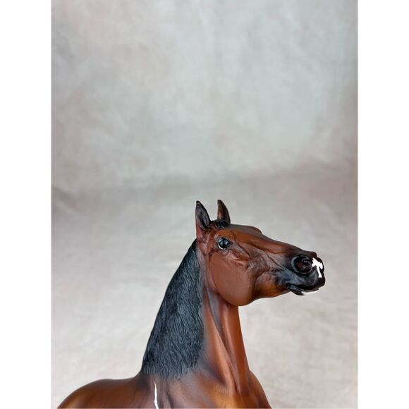 Breyer Horse Tommie Turvey’s Pokerjoe - Picture 11 of 13